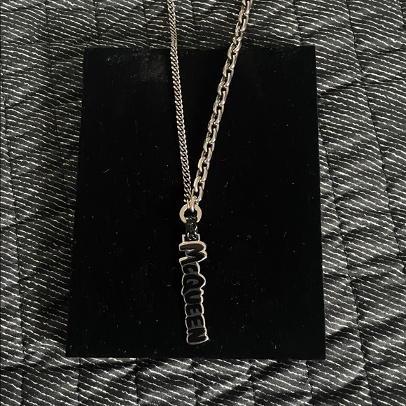 Alexander McQueen Silver Pendant Necklace - Picture 7 of 7